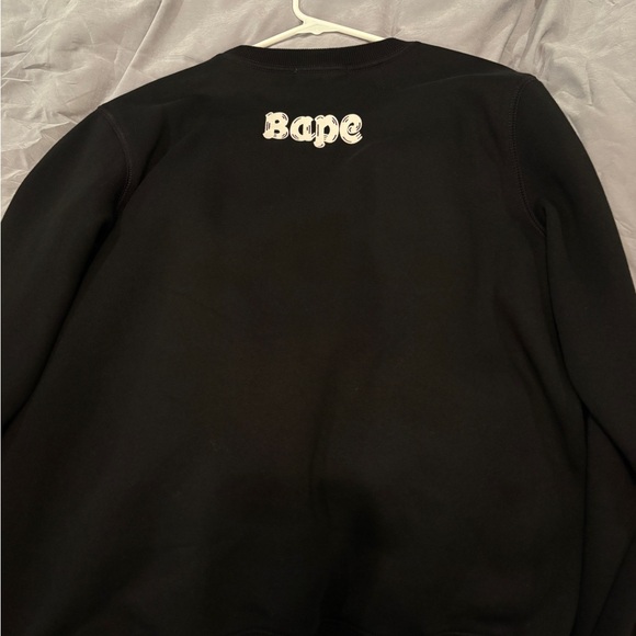 A Bathing Ape Black Crewneck Sweater - Picture 4 of 4